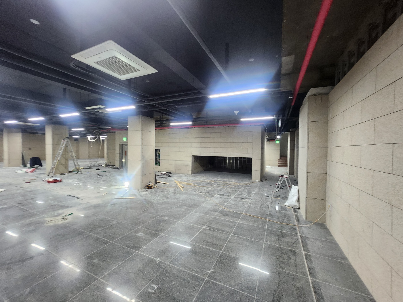 서울 강남구 PC방 철거 | 내부시설 철거 및 상가 원상복구 시공사례 시공사례 대표 사진